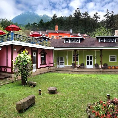 Li Jin Kuan Homestay Nanzhuang Exterior foto